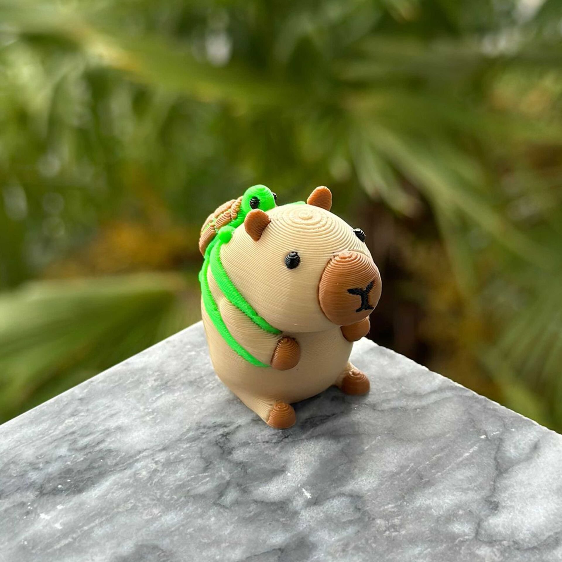 KAPLUMBAĞA TAŞIYAN KAPİBARA FİGÜR