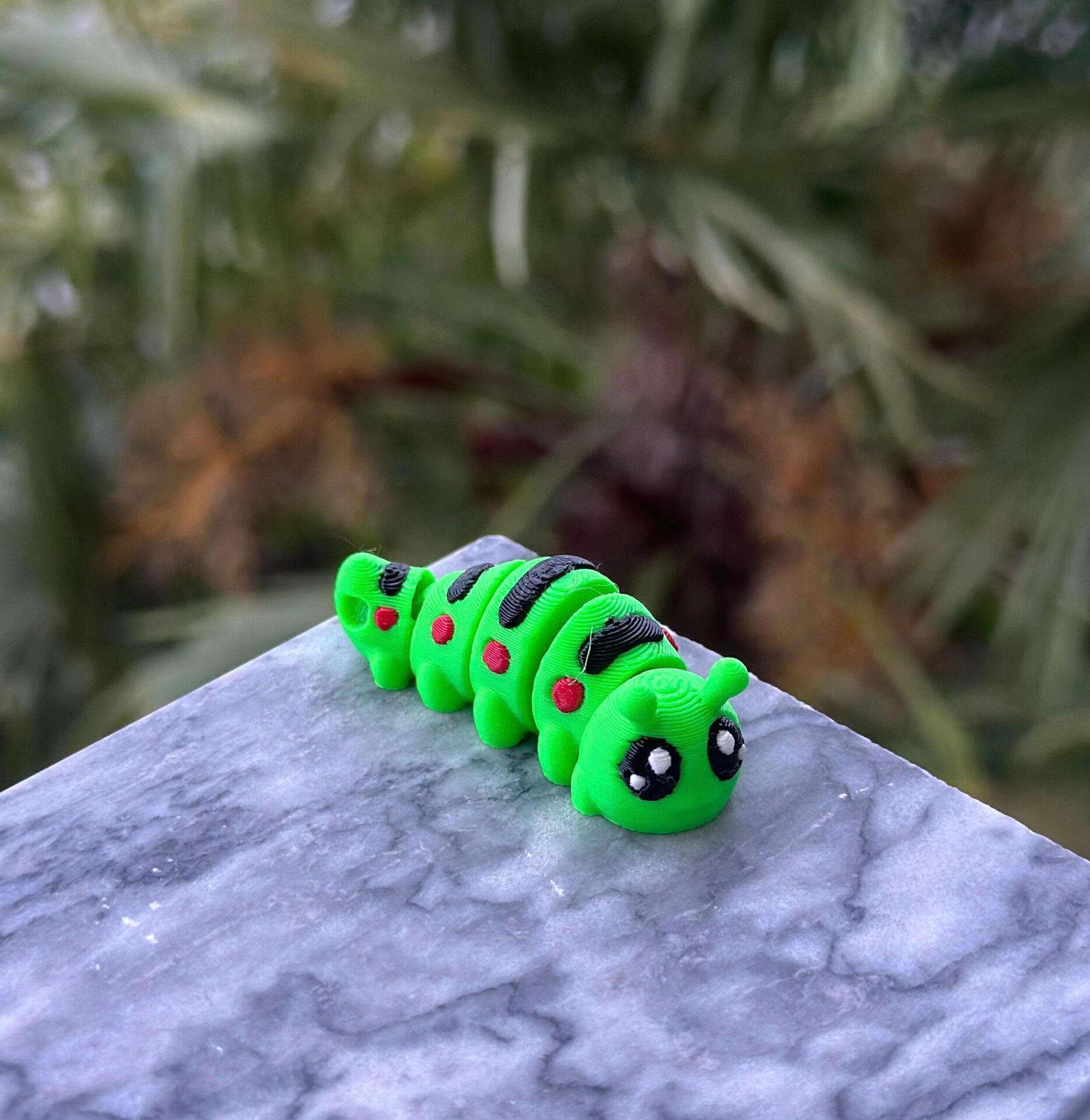 Tırtıl - Hareketli Figür