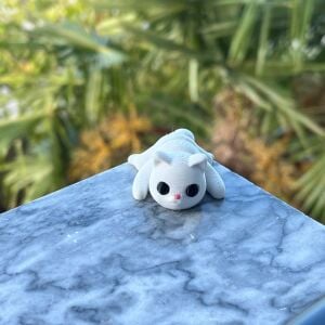 Beyaz Kedi - Hareketli Figür