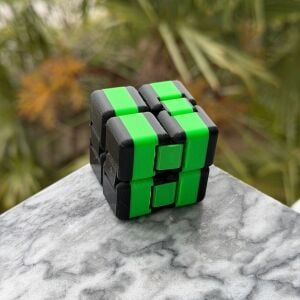 Sonsuz Küp Yeşil-Siyah